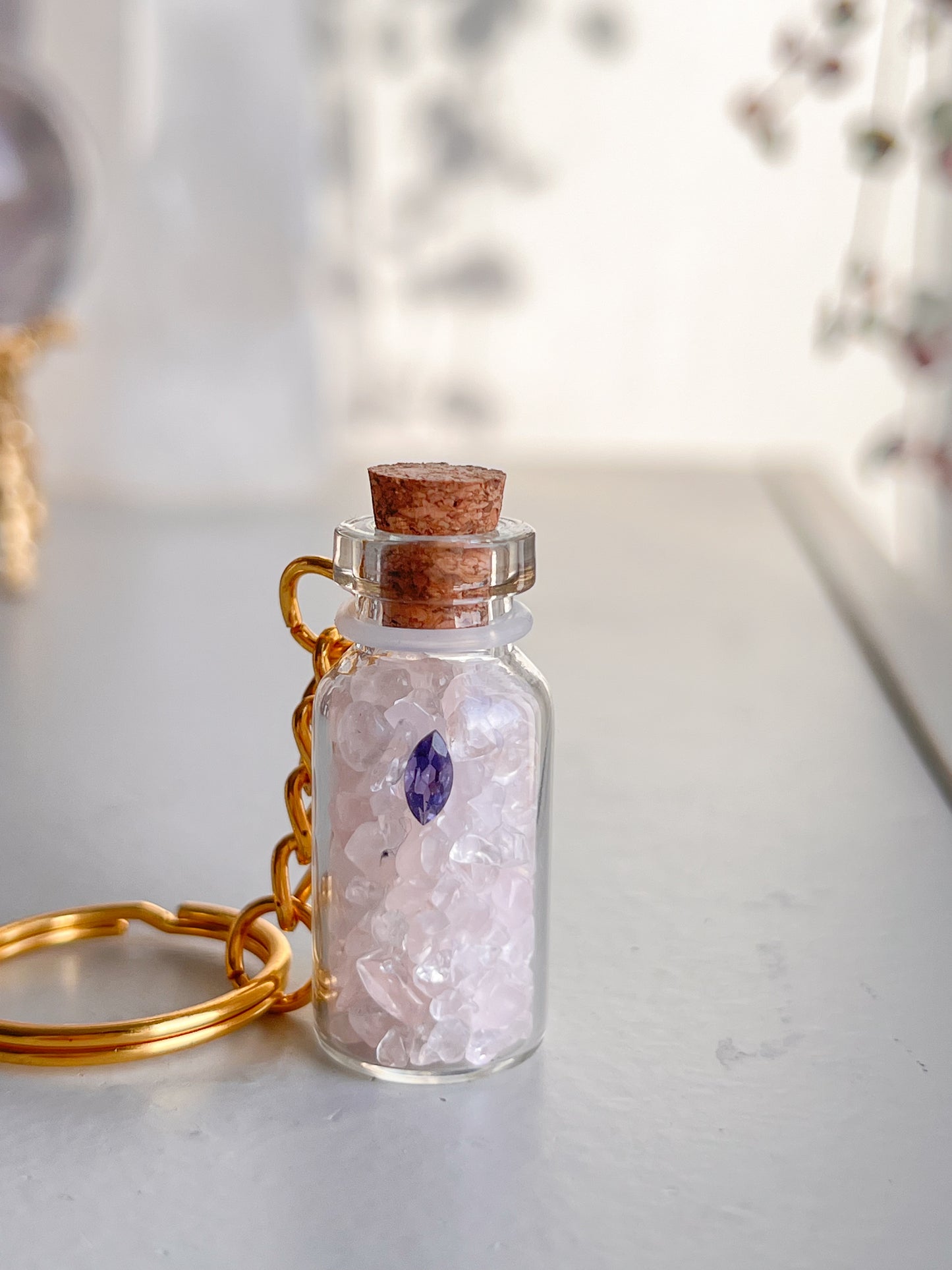 Blissful on the go key ring - Iolite