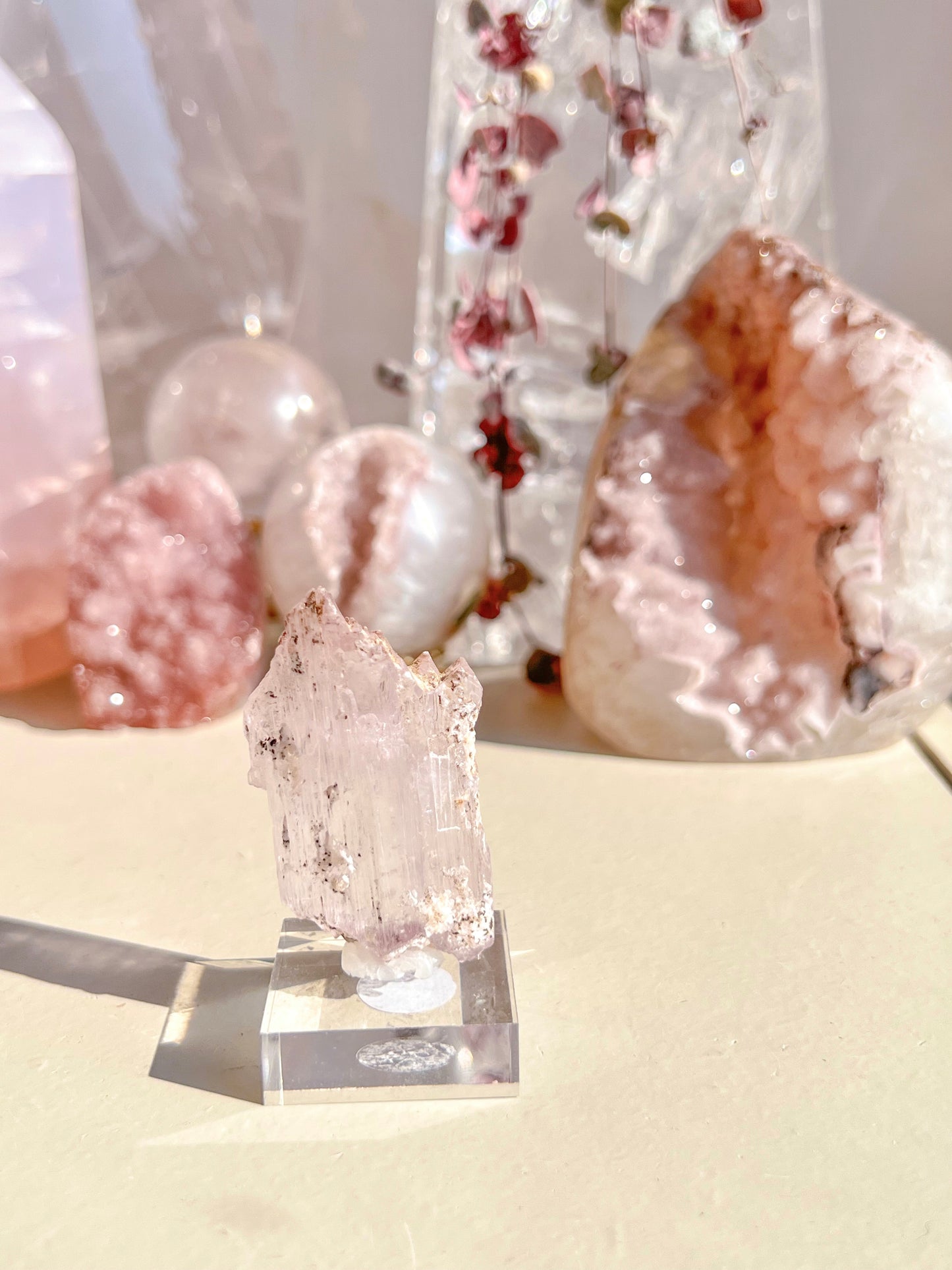 Kunzite specimen