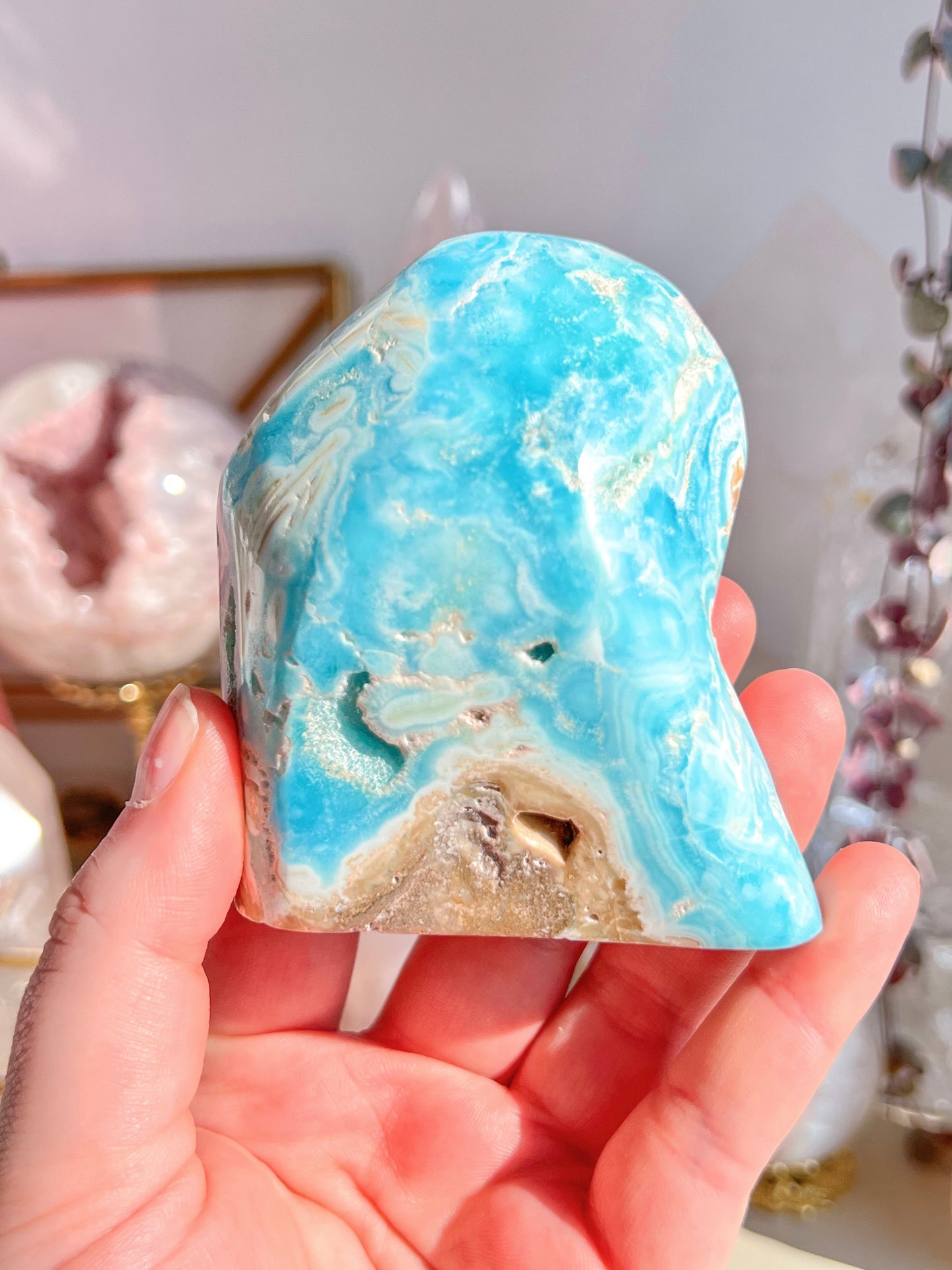 Blue aragonite freeform