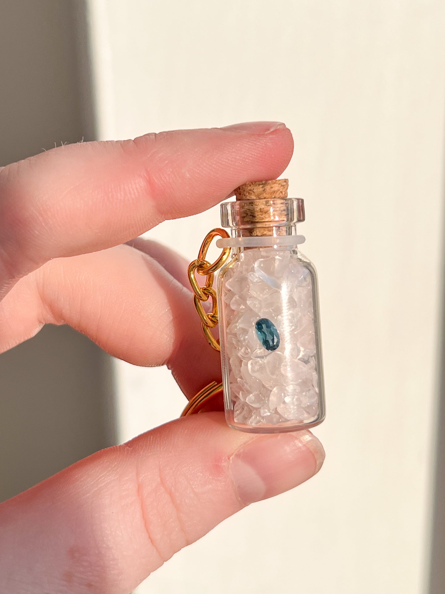 Blissful on the go Key Ring - London Blue Topaz