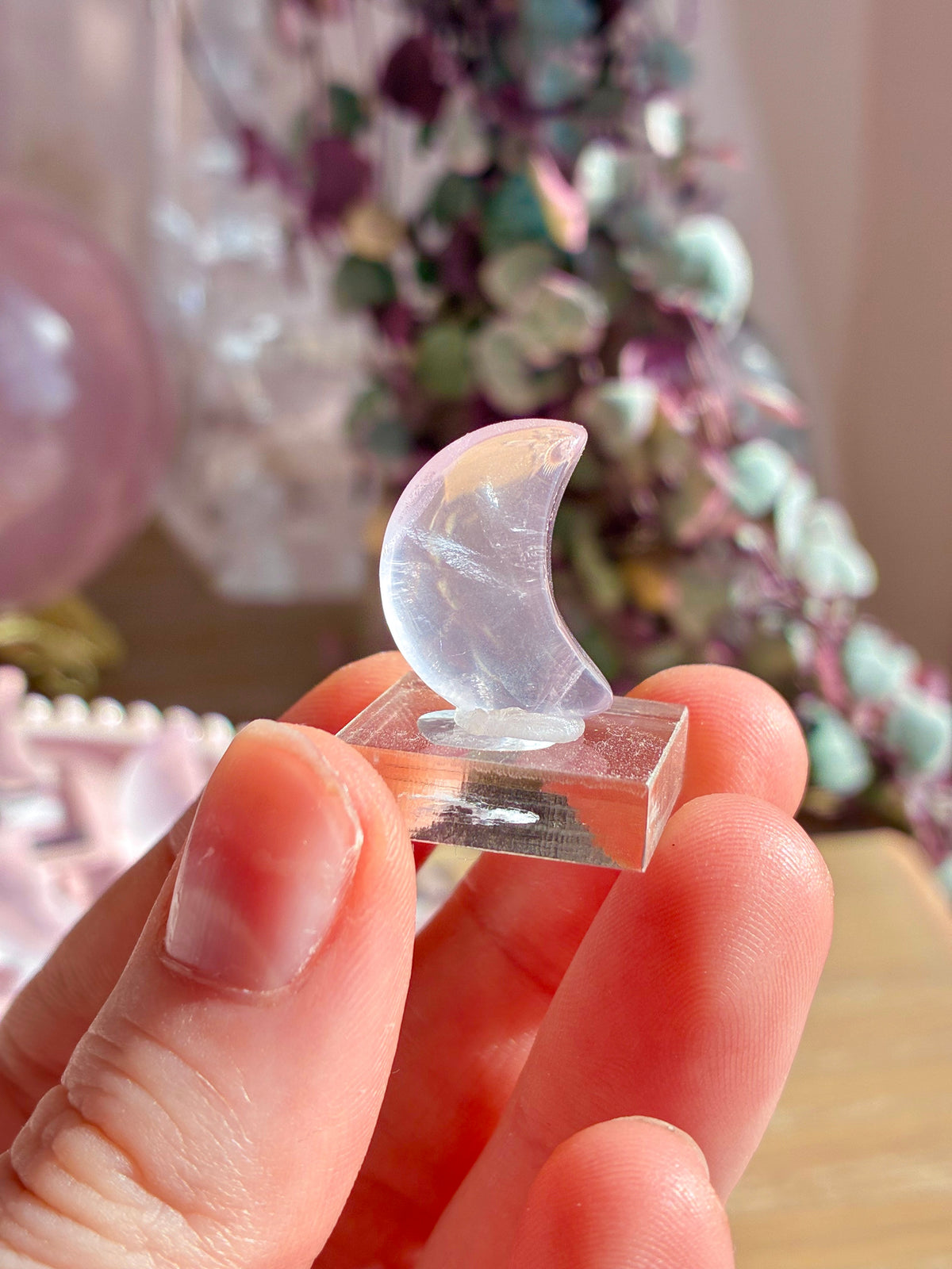 mozambique rose quartz mini moon