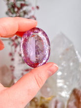 Load image into Gallery viewer, Faceted Amethyst gem
