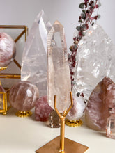 Load image into Gallery viewer, Golden Citrine Lemurian
