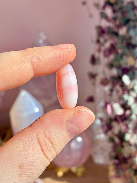 Pink opal lingham