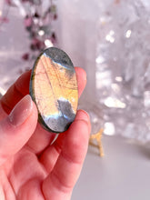 Load image into Gallery viewer, Labradorite Palm
