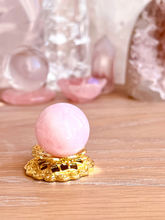 Morganite sphere
