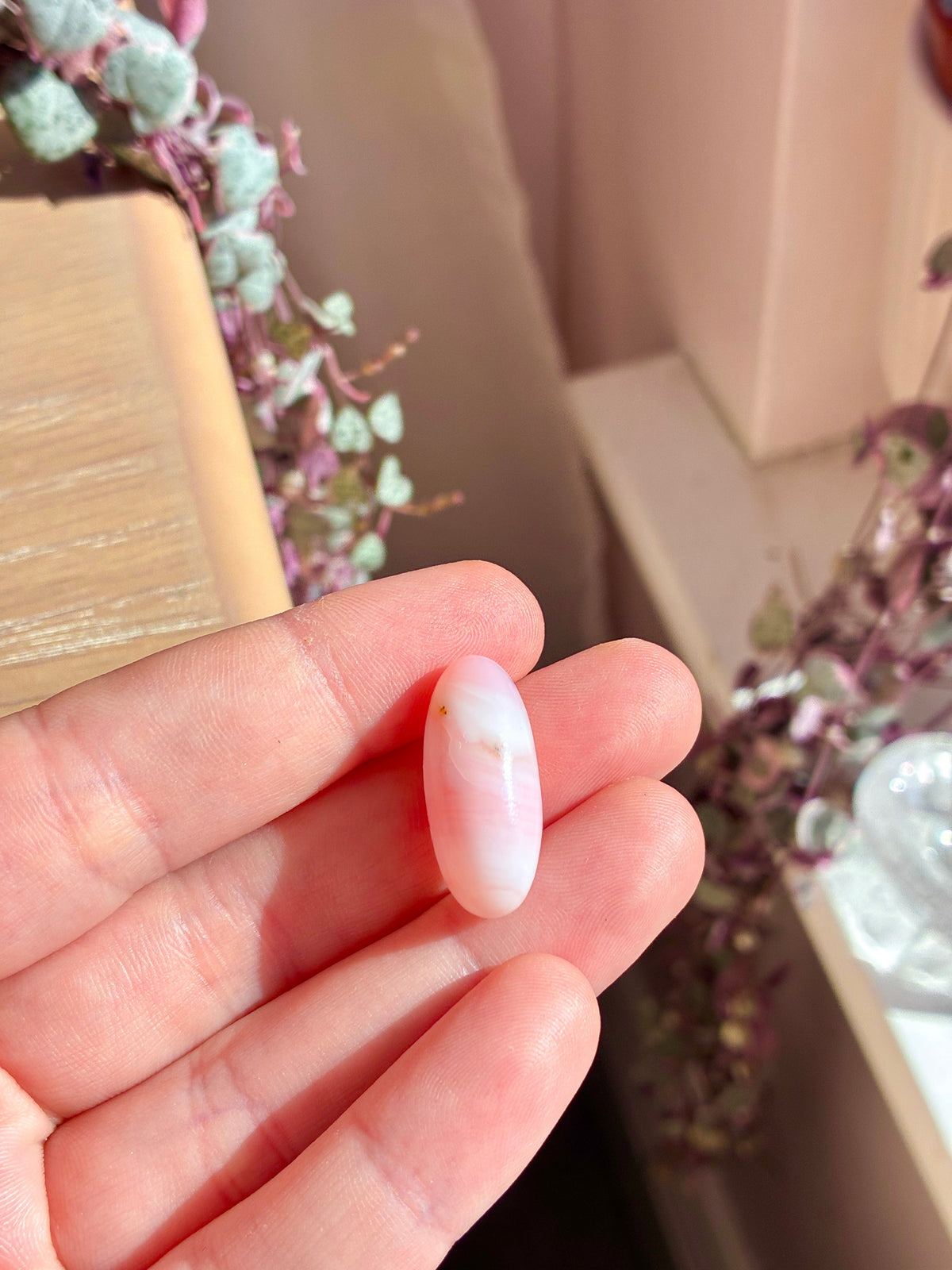 Pink opal lingham
