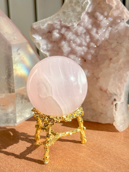 Mangano calcite sphere