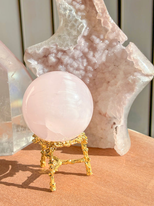Mangano calcite sphere