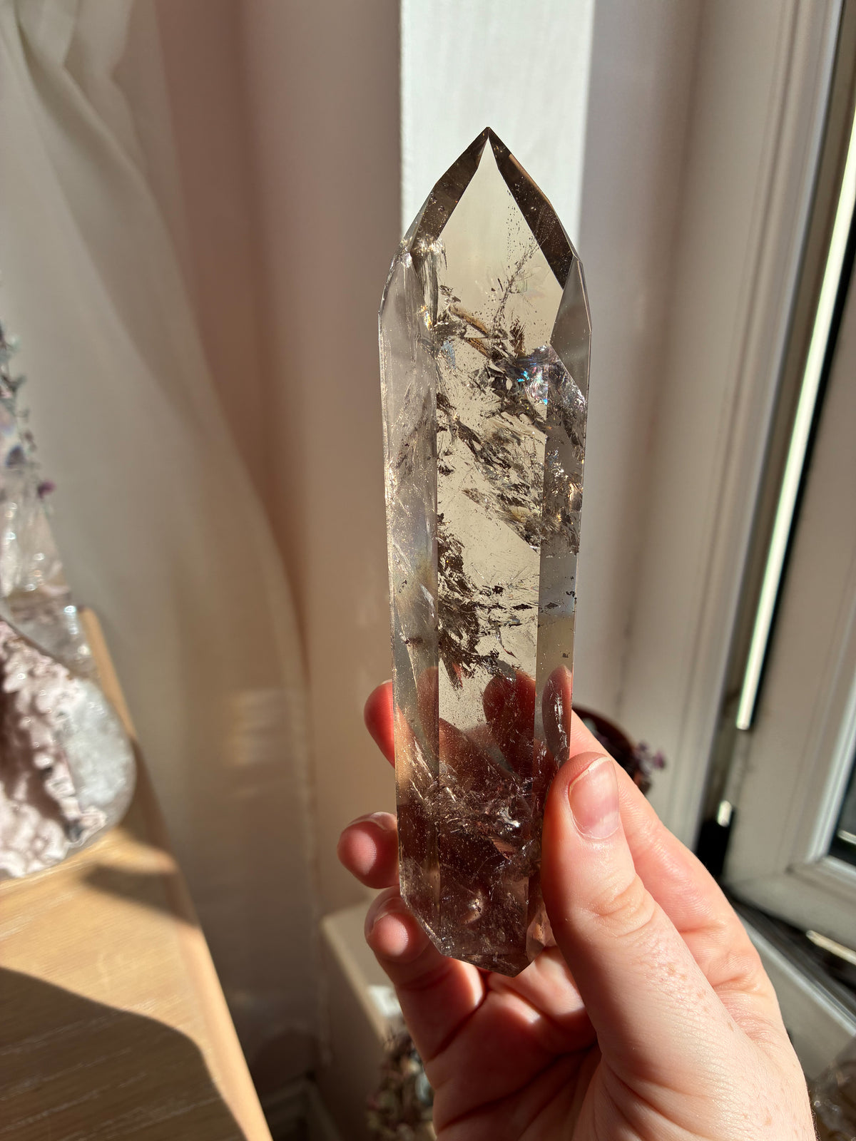Smokey Lemurian on stand