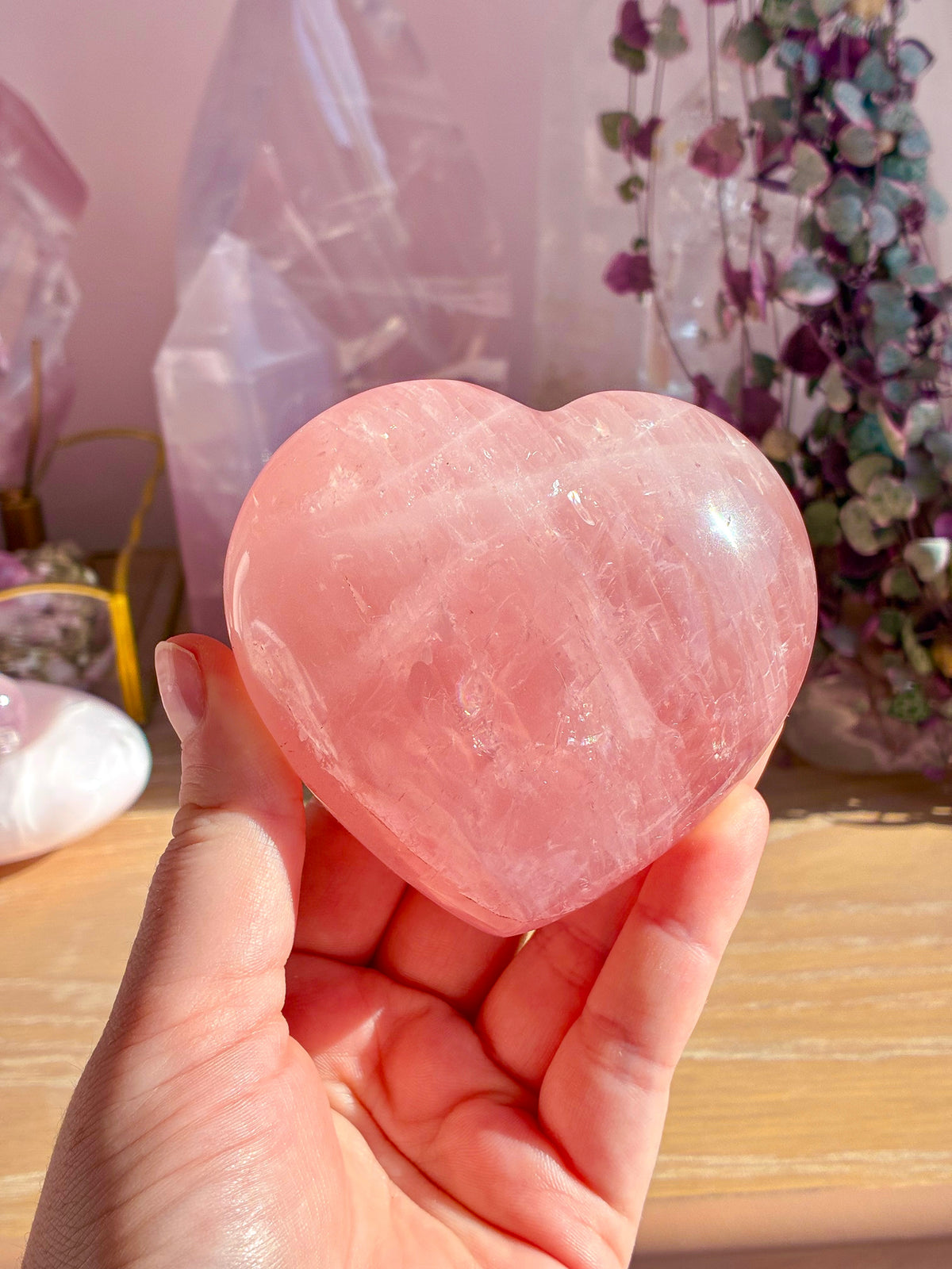 Bubblegum madagascan rose quartz heart