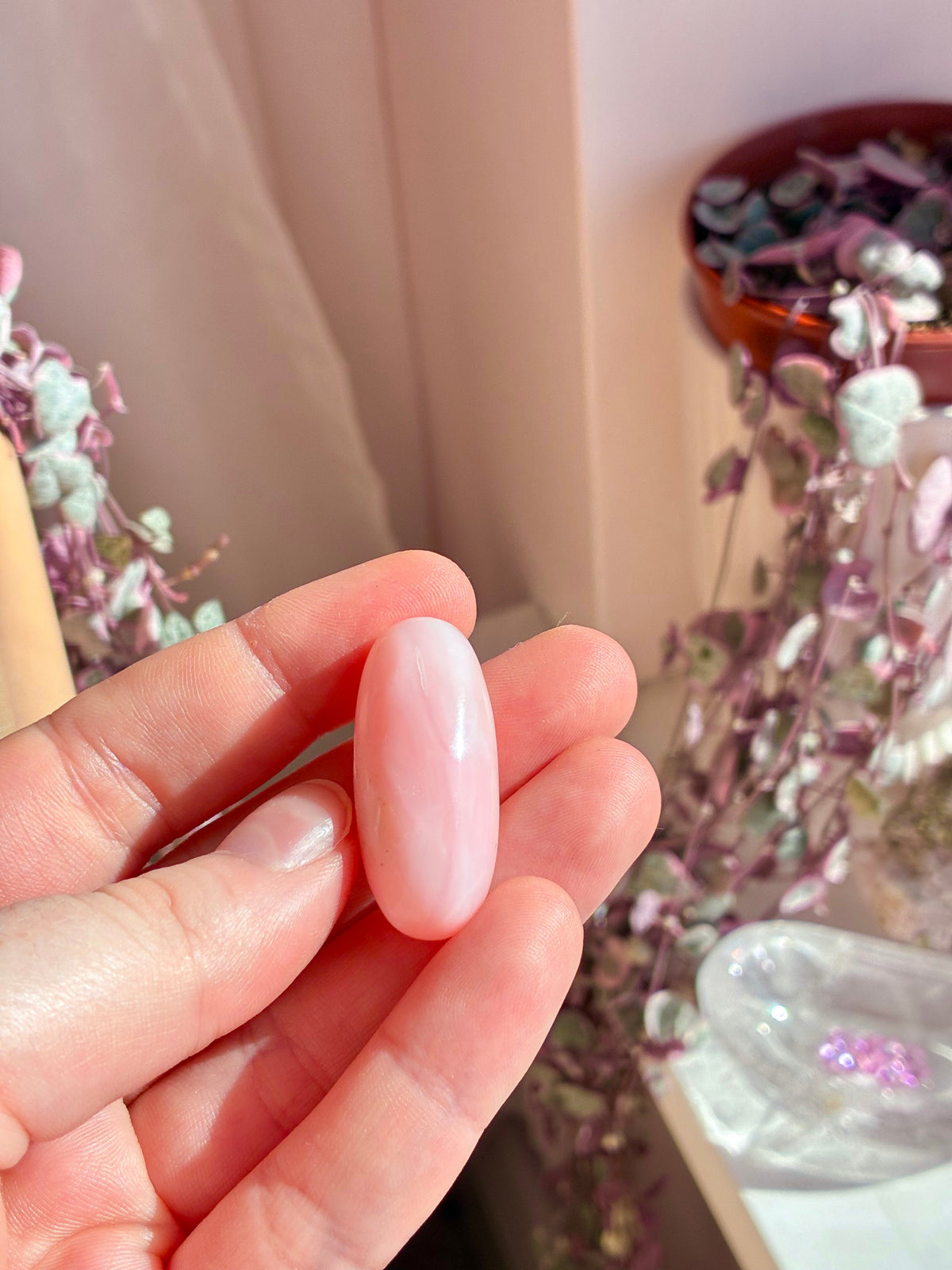 Pink opal lingham