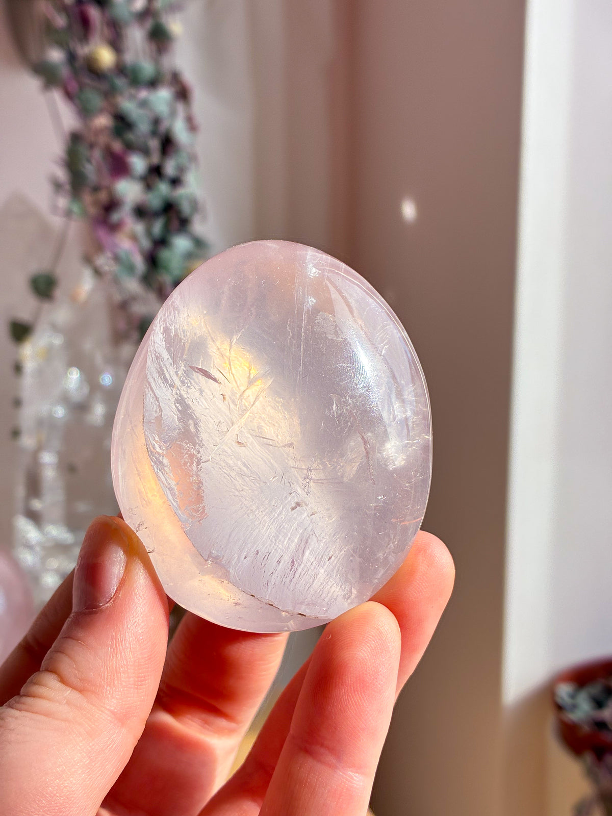 Jelly rose quartz pebble palmstone