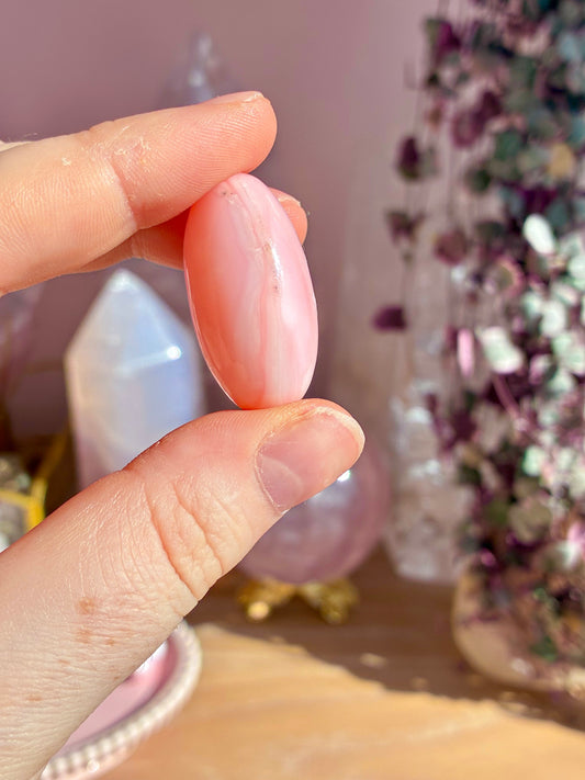 Pink opal lingham