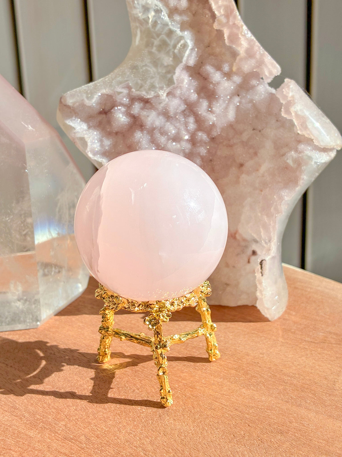 Mangano calcite sphere