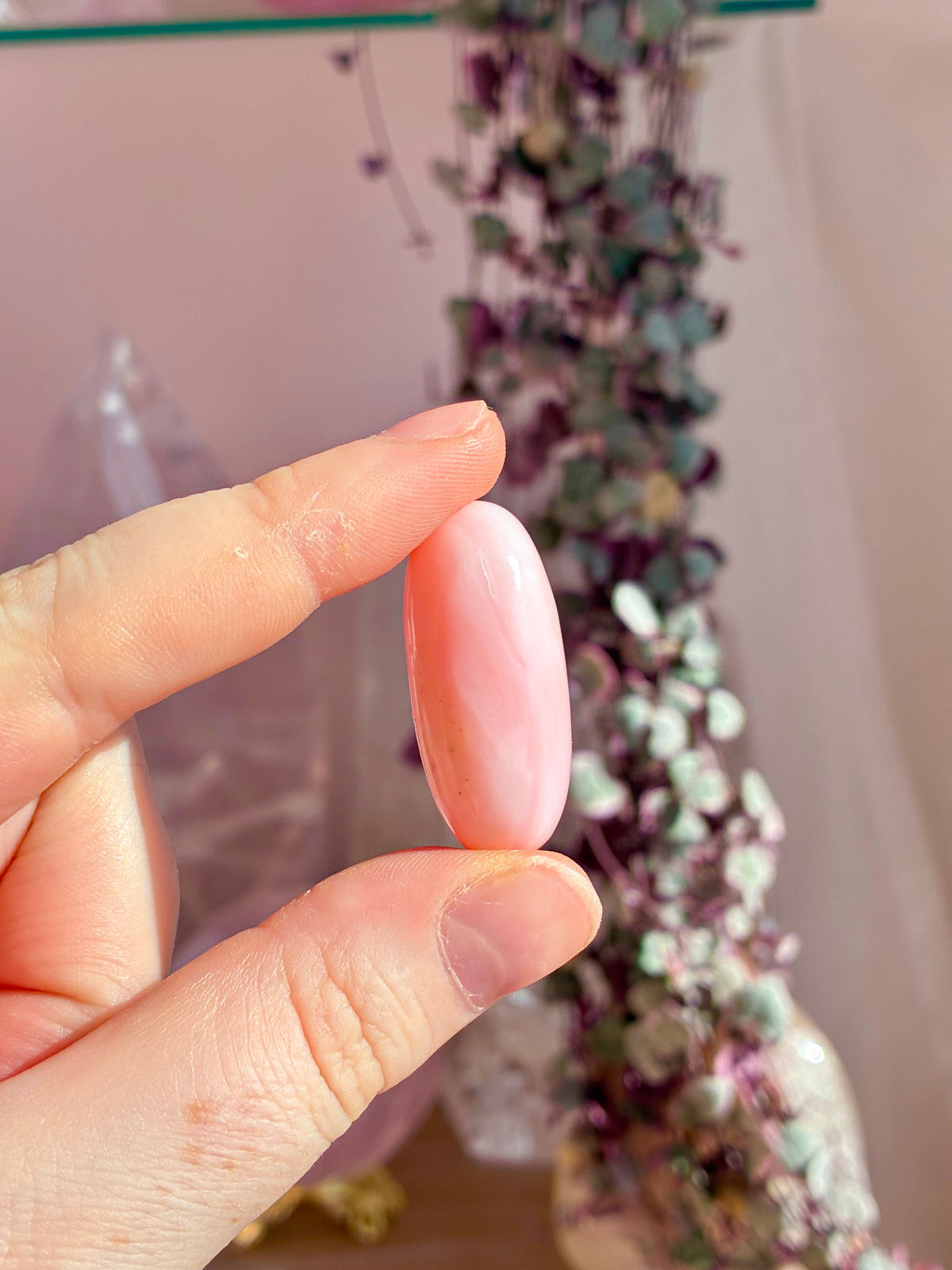 Pink opal lingham