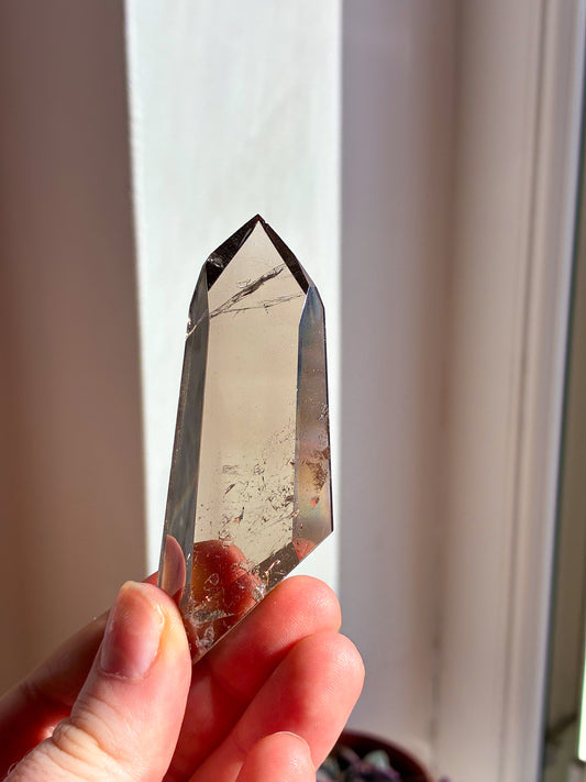Smokey Lemurian on stand