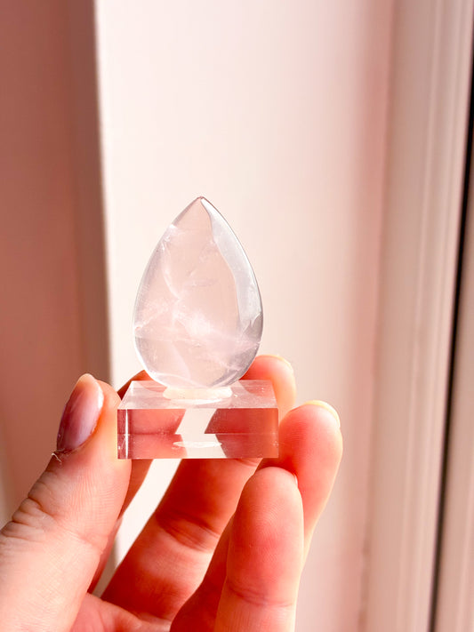 Rose Quartz with white lodolite