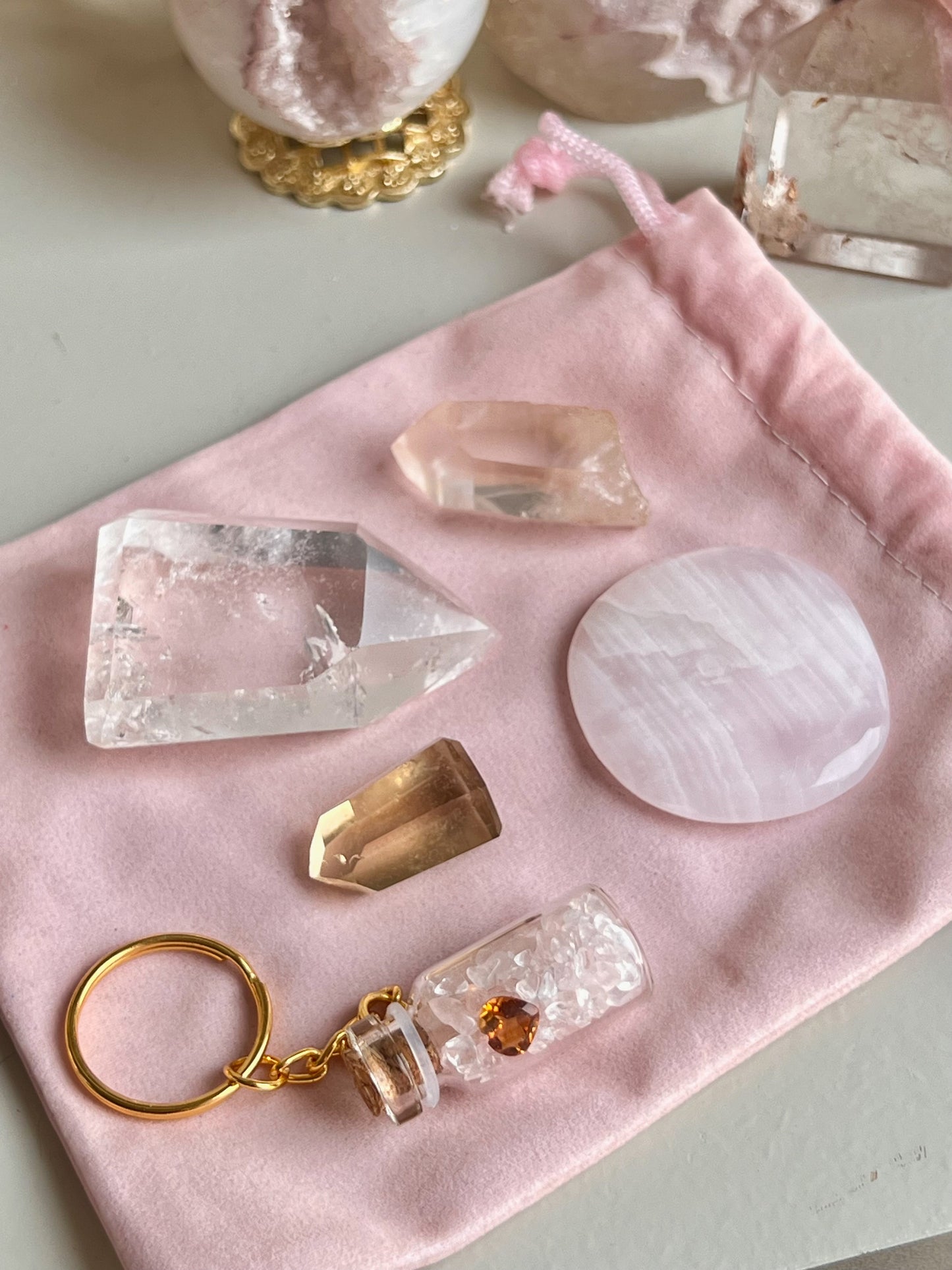 Blissful manifesting gift set with free rose quartz