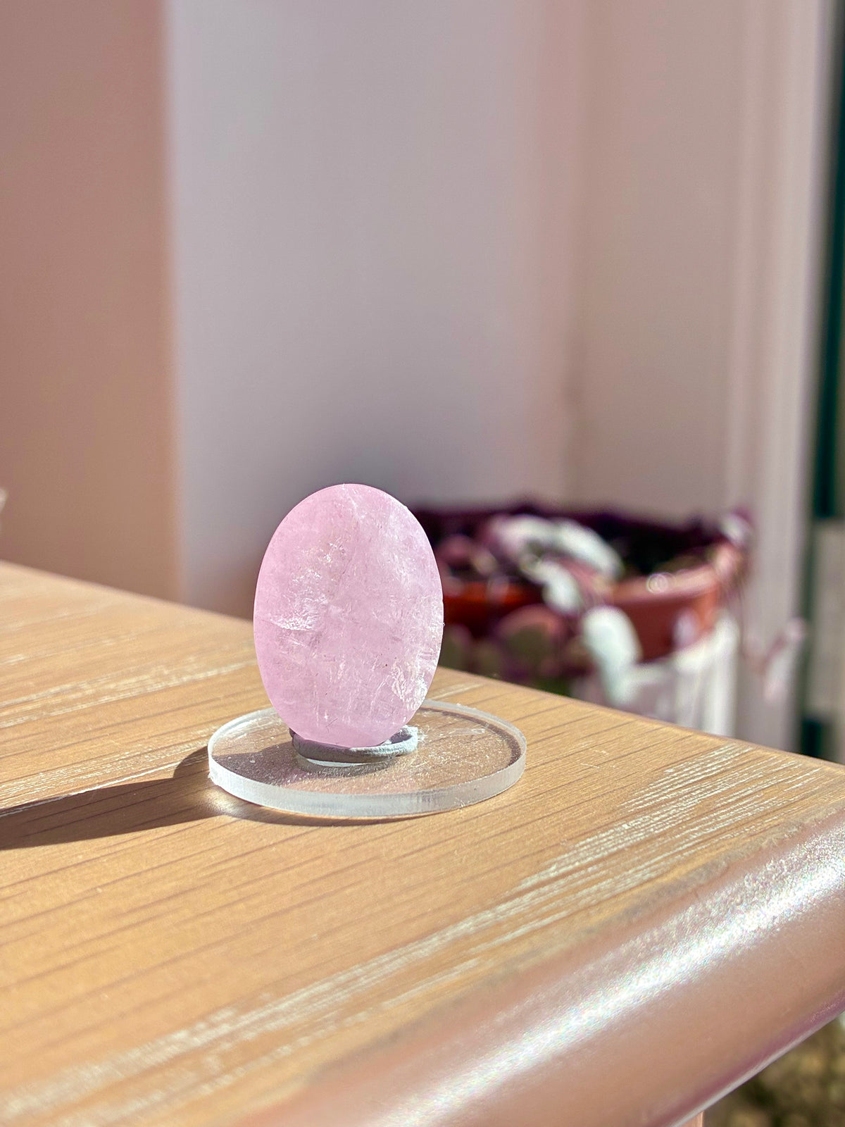 Morganite pebble