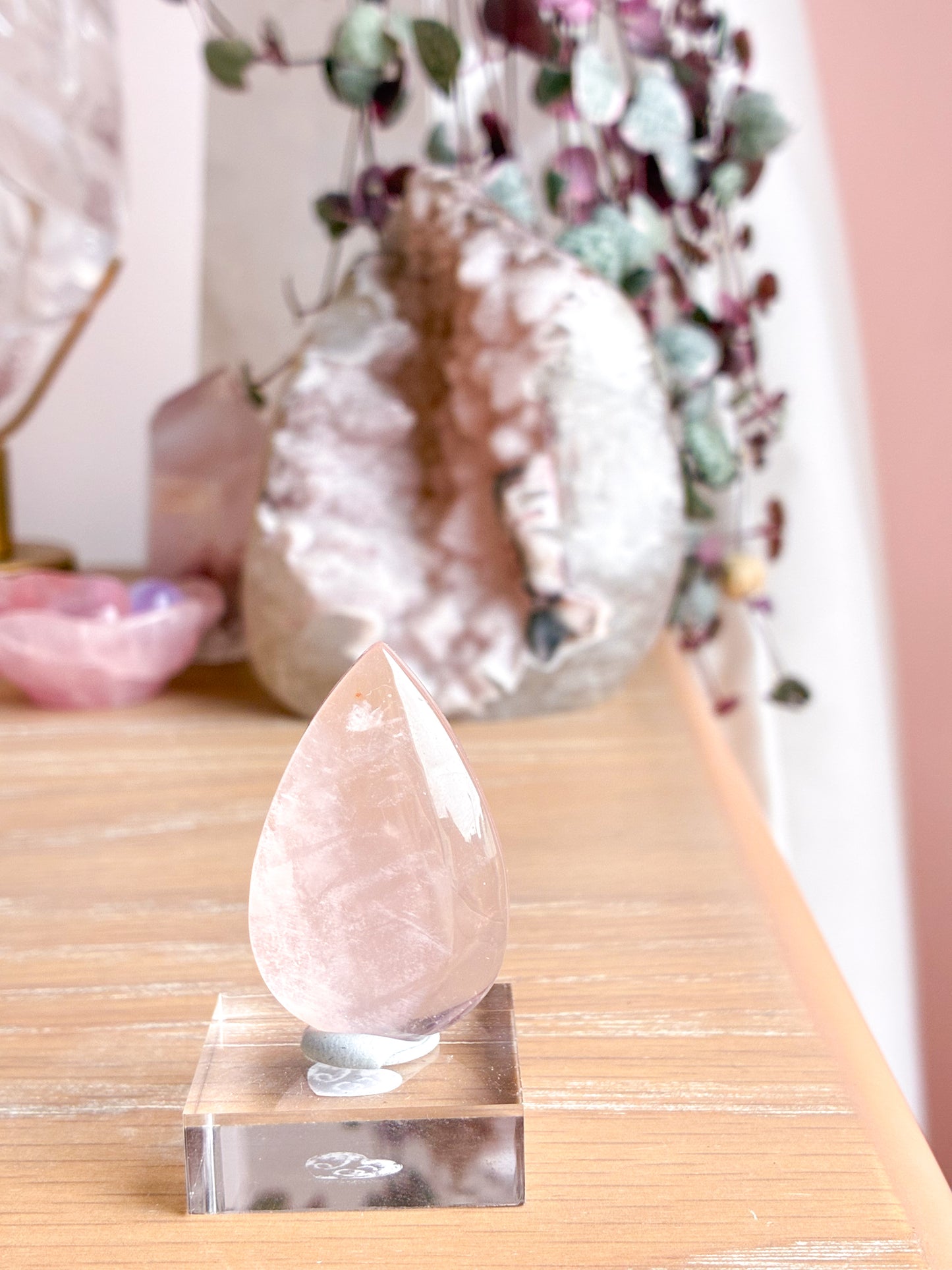 Rose Quartz with white lodolite