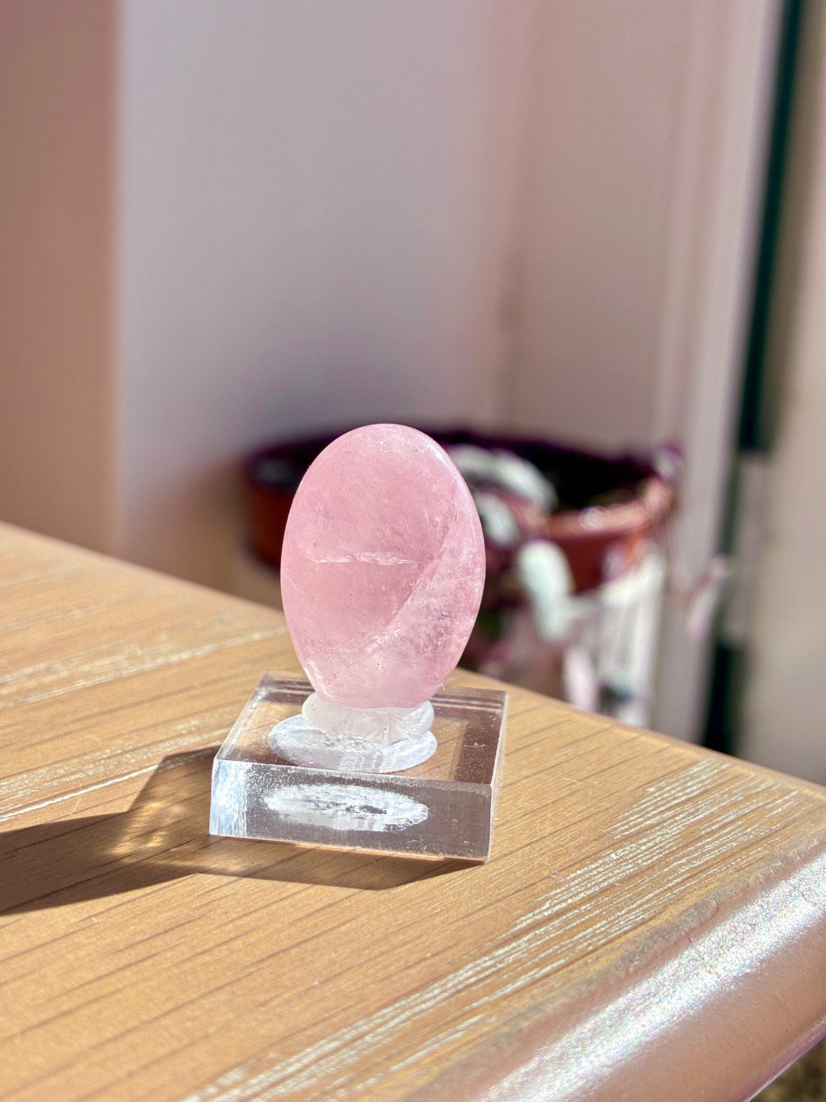 Morganite pebble