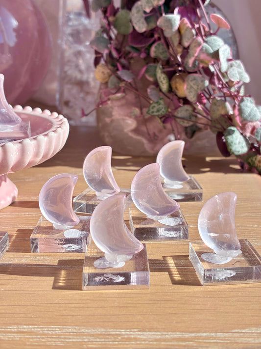 mozambique rose quartz mini moon