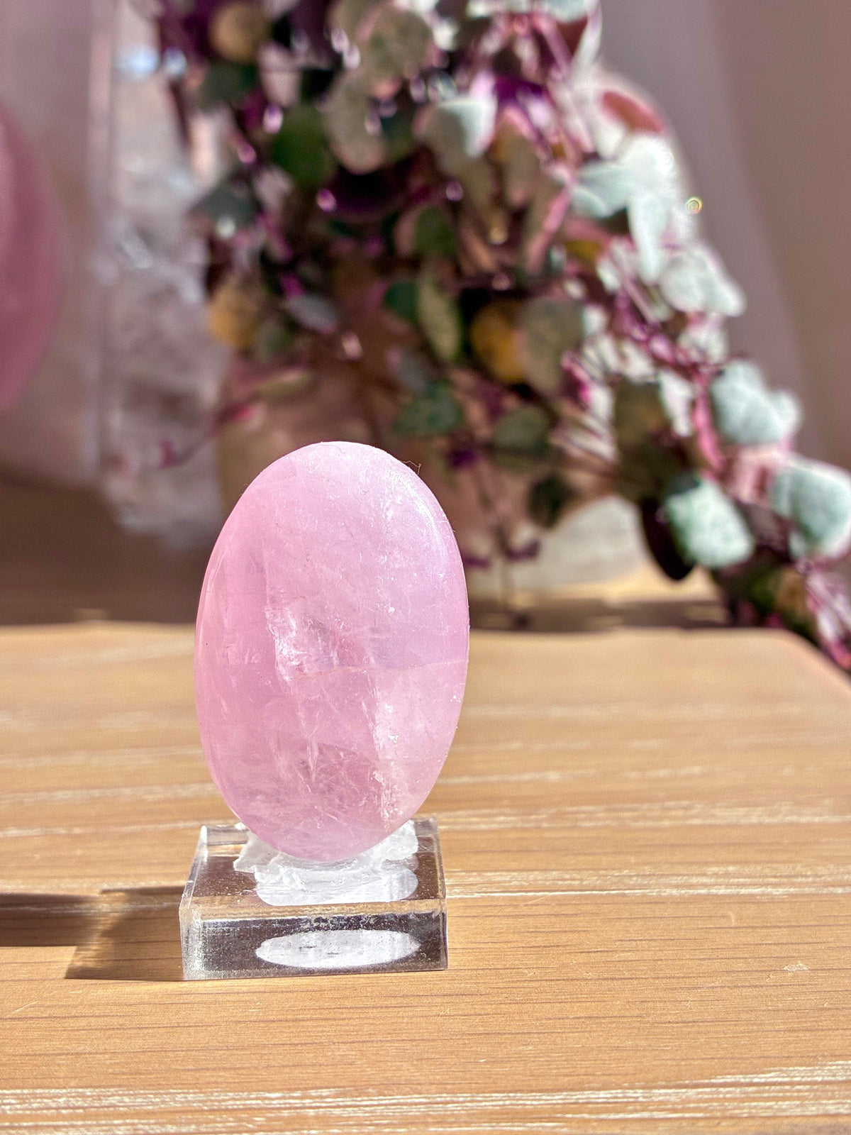Morganite palmstone
