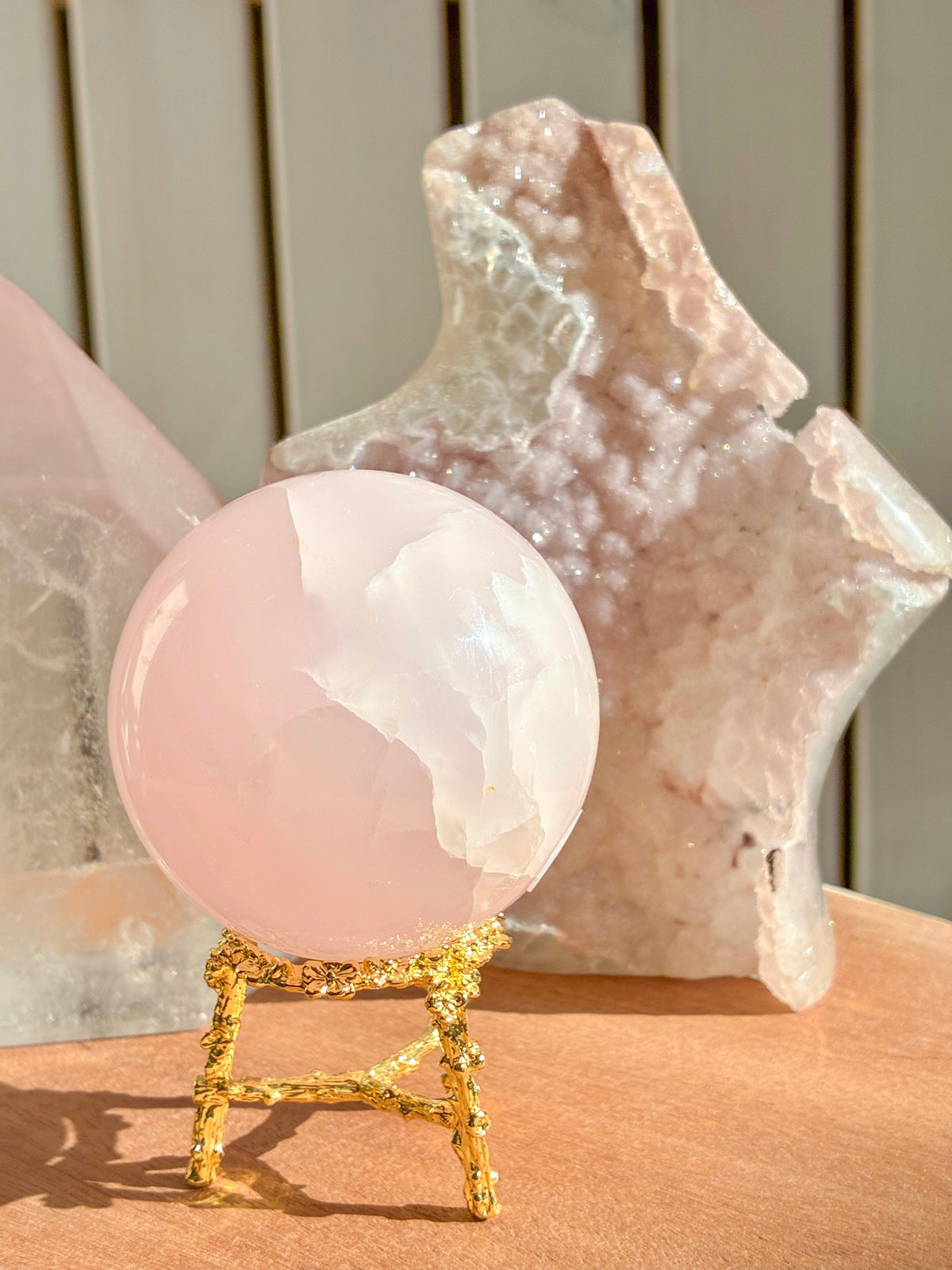 Mangano calcite sphere