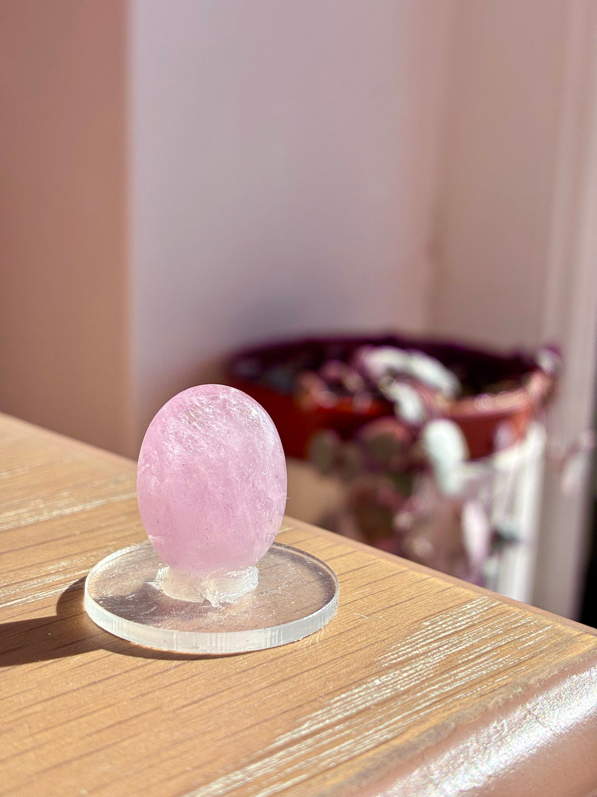 Morganite pebble
