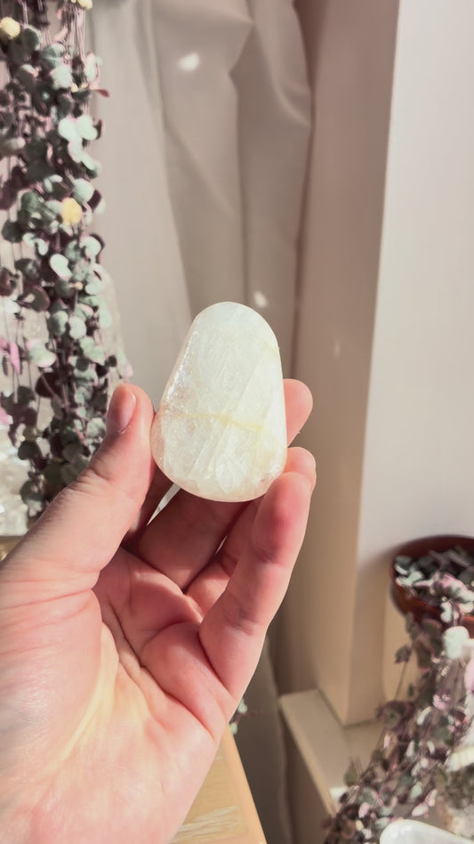 russian natrolite palmstone